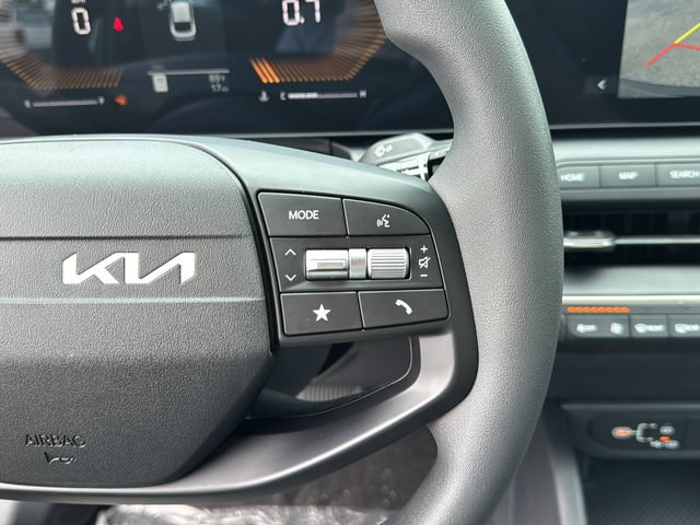 New 2026 Kia K4 FWD image 19