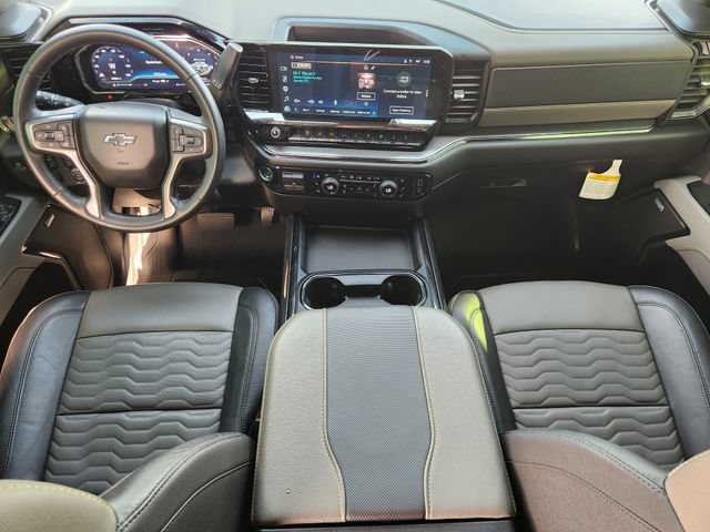 Certified 2025 Chevrolet Silverado 2500 ZR2 w/ Technology Package AWD/4WD image 26