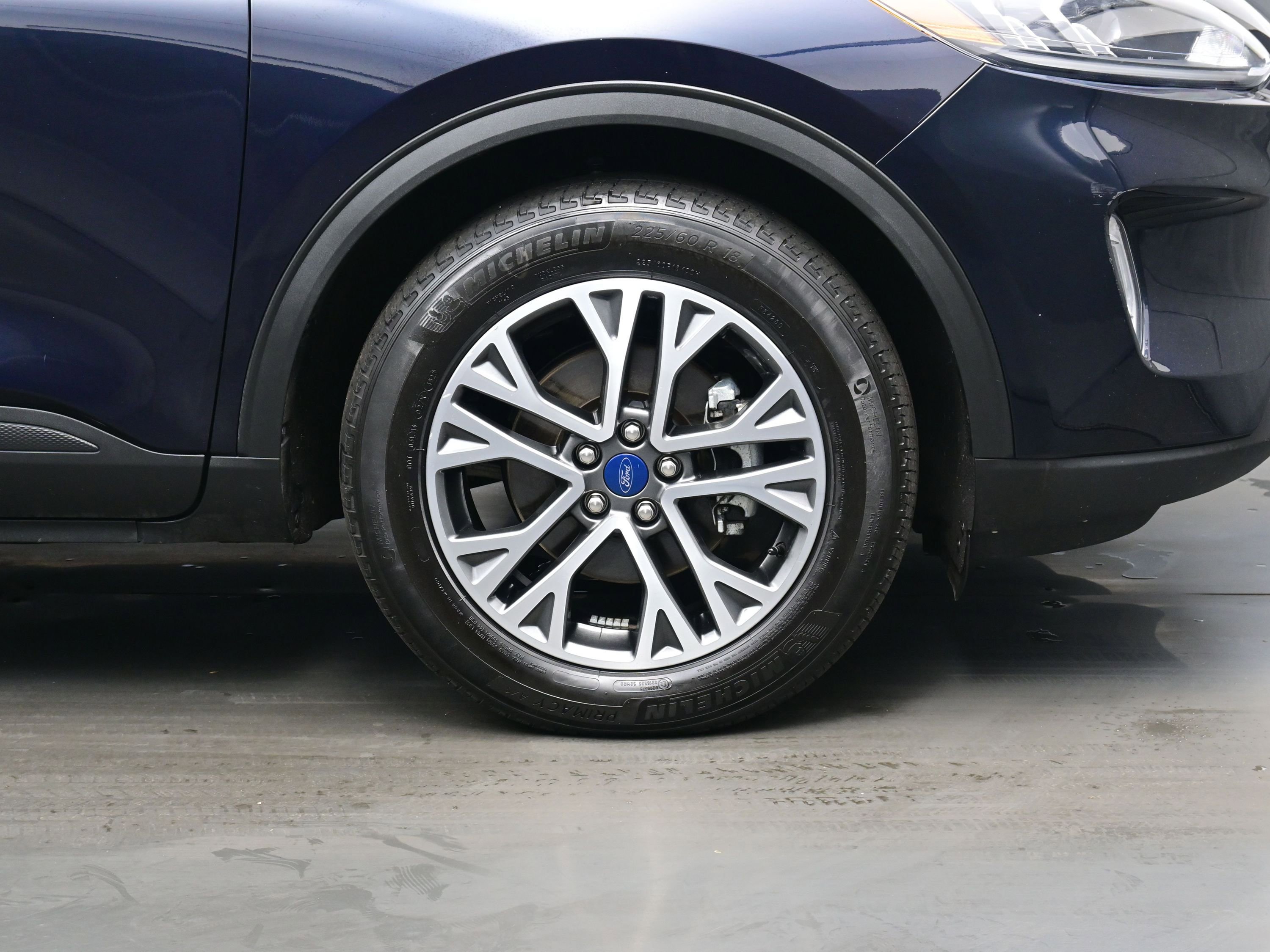 Used 2021 Ford Escape SEL image 9