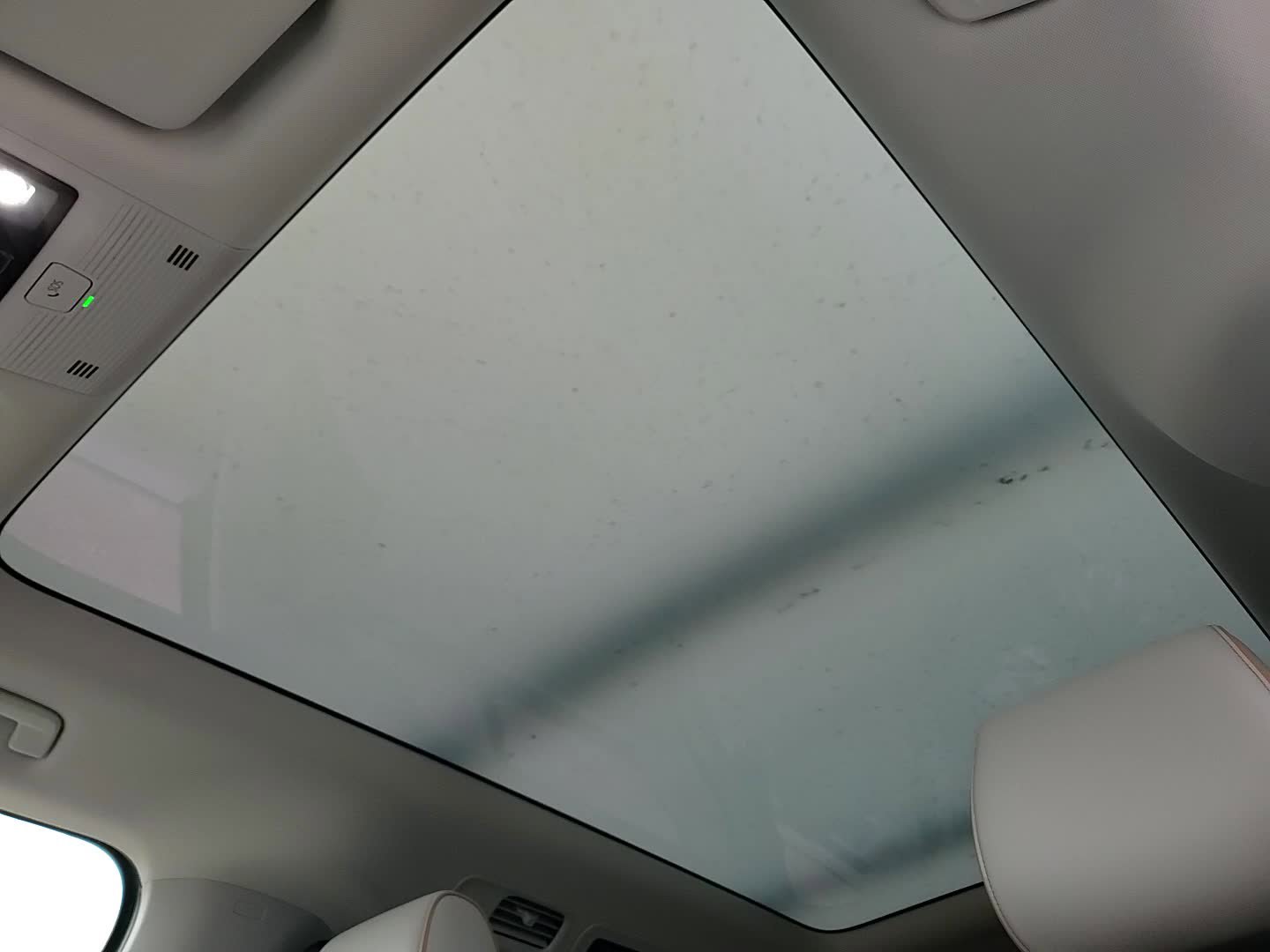 New 2025 Volkswagen ID. Buzz 1st Edition image 25