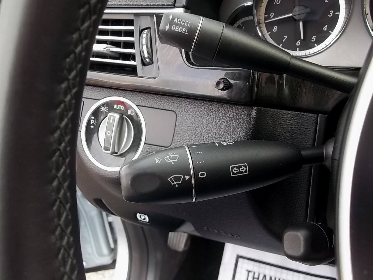 Used 2013 Mercedes-Benz E 350 4MATIC Sedan image 22