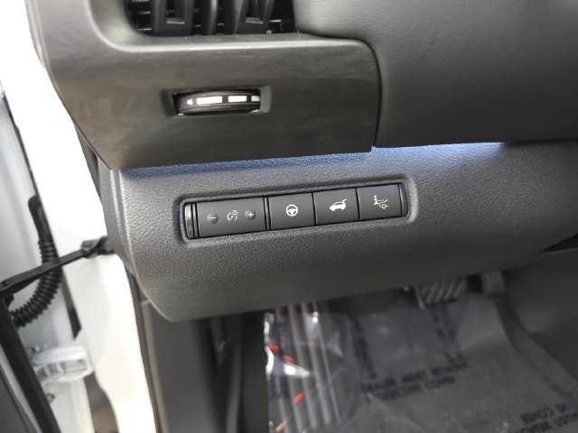 New 2026 Nissan Pathfinder Platinum w/ Accent Package FWD image 35