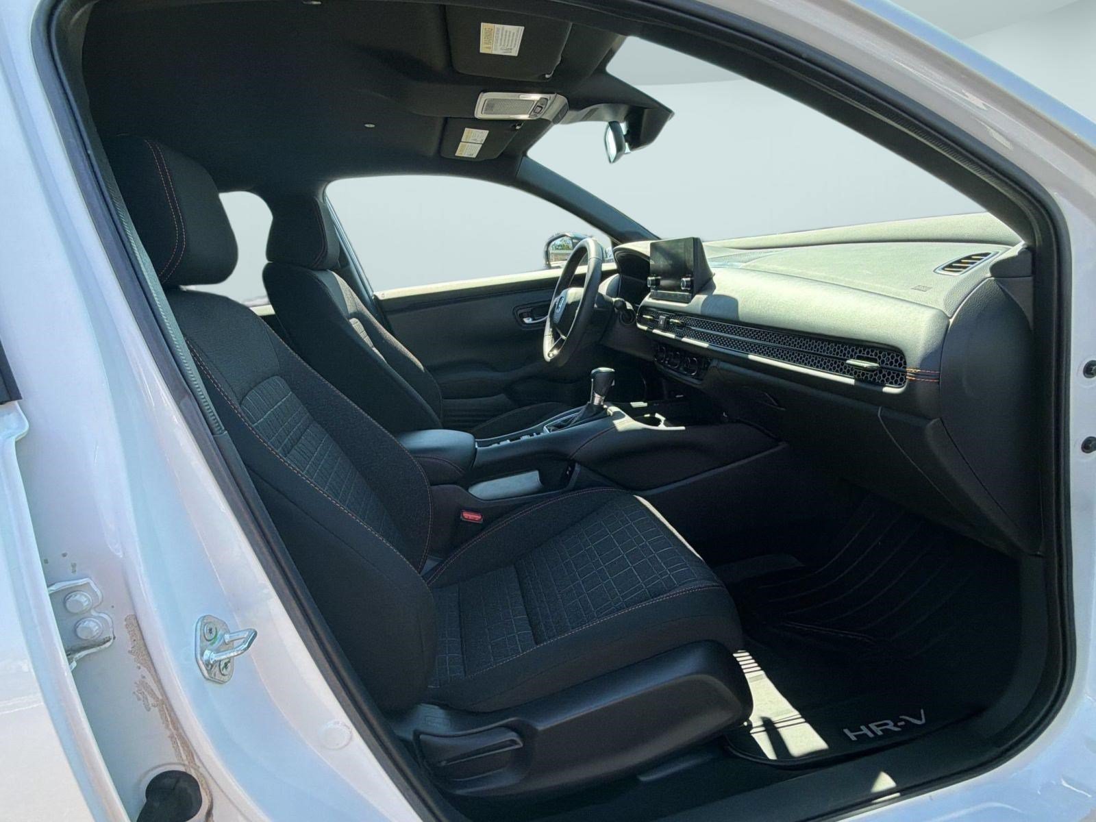 Used 2024 Honda HR-V Sport image 22