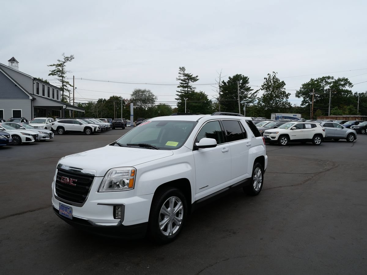 Used 2017 GMC Terrain SLE w/ Convenience Package