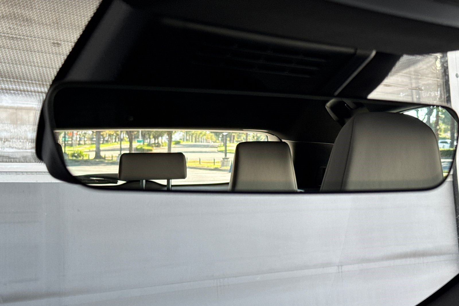 Certified 2026 Lexus UX 300h FWD w/ Accessory Package (Z1) image 39
