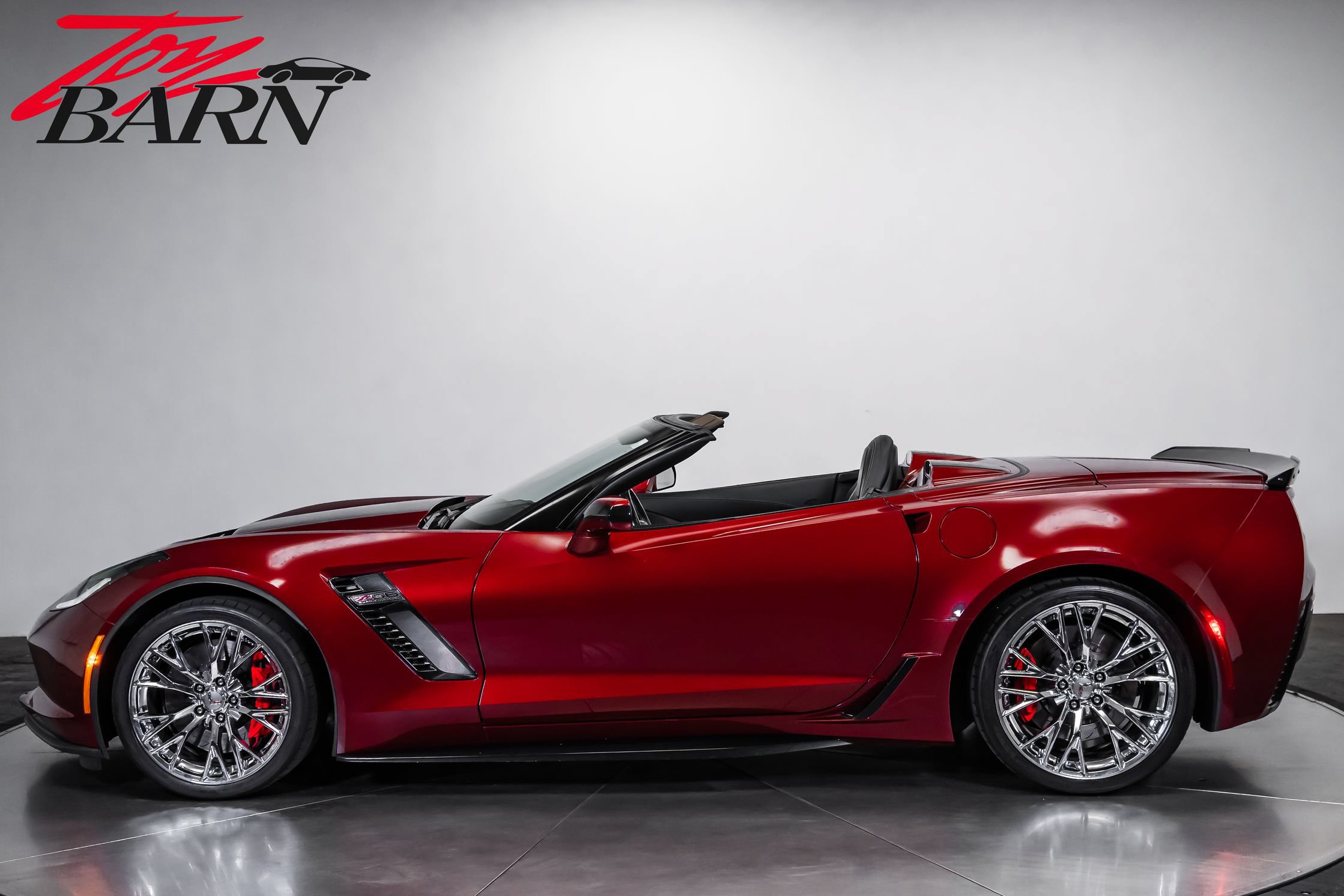 Used 2017 Chevrolet Corvette Z06 w/ Battery Protection Package RWD image 2