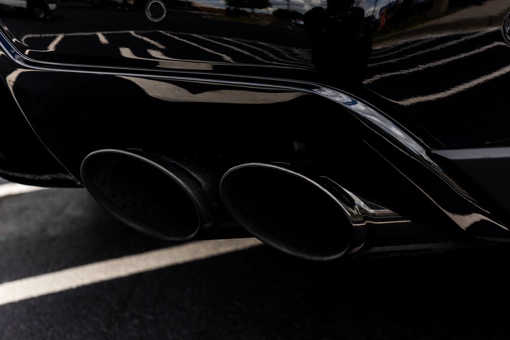 Used 2022 Lamborghini Urus AWD/4WD image 20