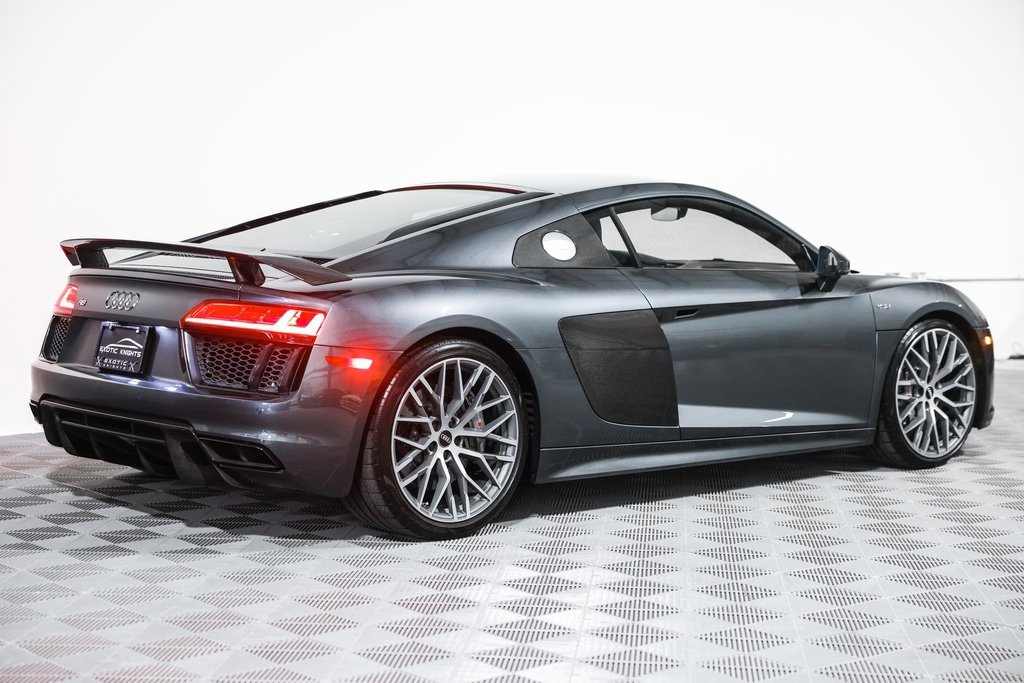 Used 2017 Audi R8 V10 plus image 6