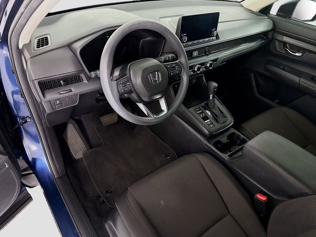 Used 2023 Honda CR-V LX image 9