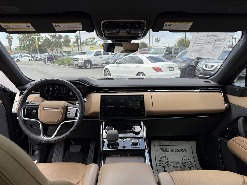Used 2023 Land Rover Range Rover Sport SE AWD/4WD image 29