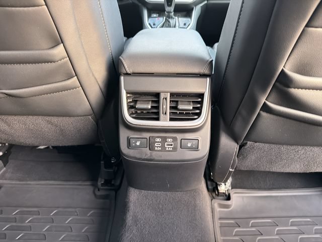 Used 2024 Subaru Outback Limited AWD/4WD image 21