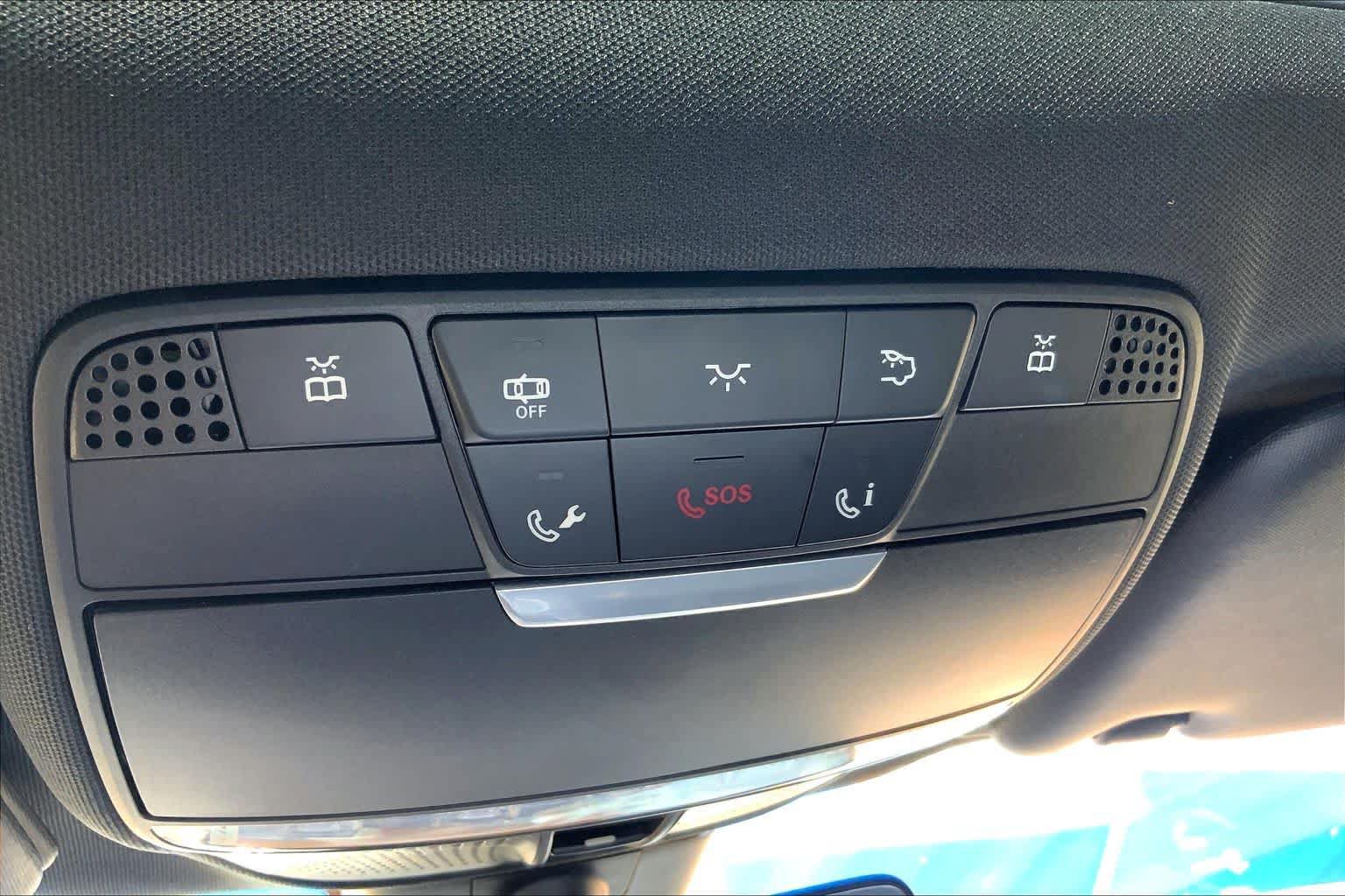 Used 2017 Mercedes-Benz E 300 image 34