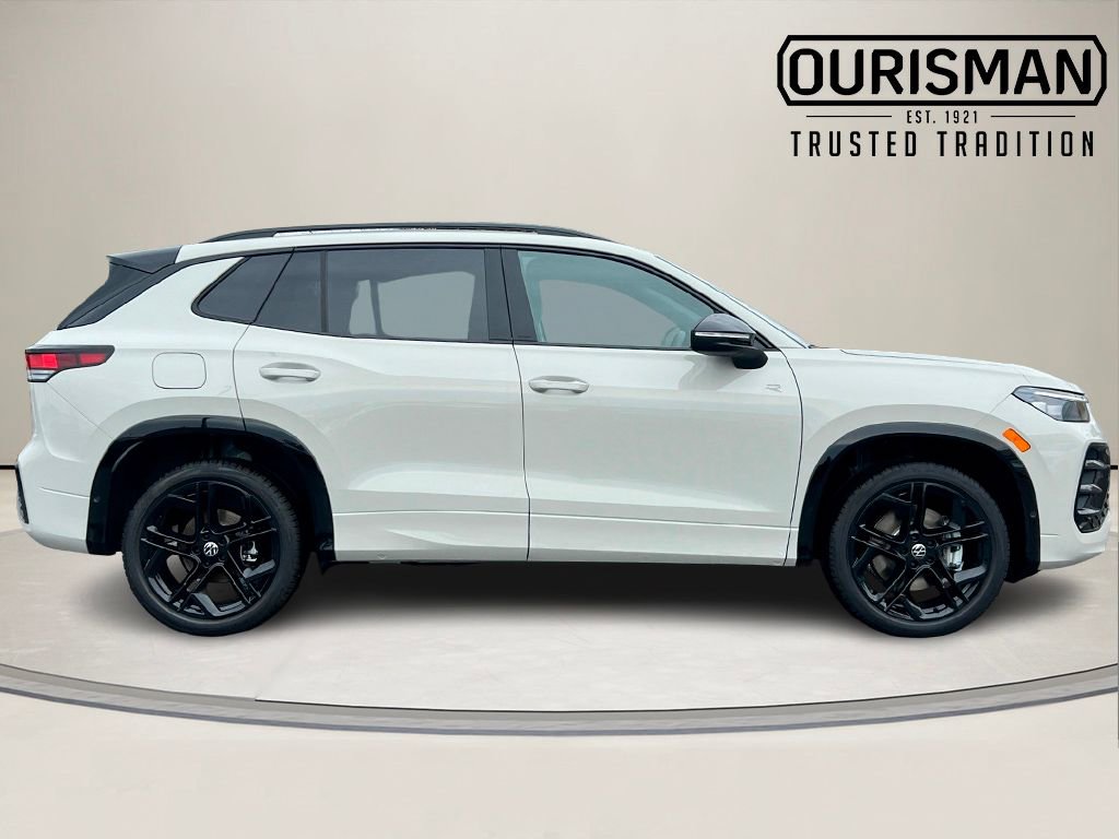 New 2026 Volkswagen Tiguan SE R-Line video 2