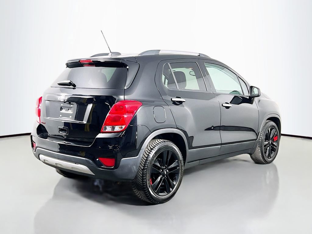 Used 2019 Chevrolet Trax LT w/ Redline Edition image 5