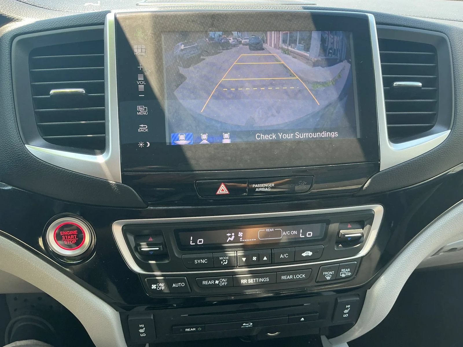 Used 2016 Honda Pilot Touring image 24