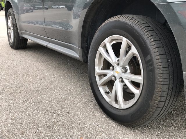 Used 2017 Chevrolet Equinox LT w/ Convenience Package FWD image 36