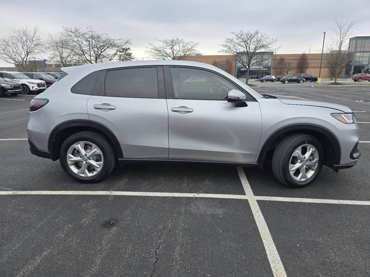 Certified 2023 Honda HR-V LX image 17