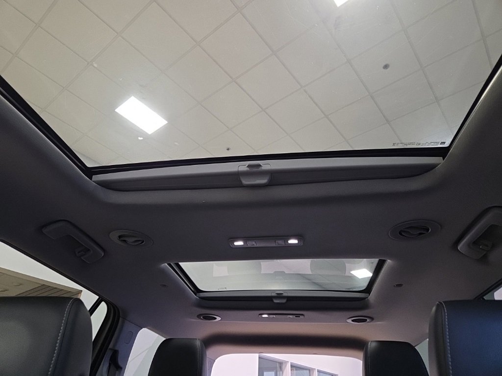 Used 2020 GMC Acadia SLT image 13