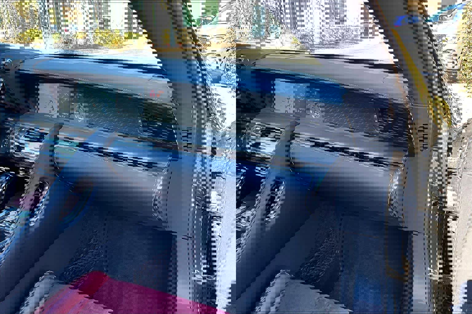 Used 2018 Lexus LC 500 Coupe w/ Sport Package image 17