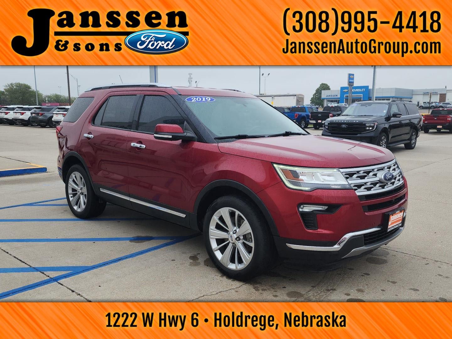 Used 2019 Ford Explorer Limited w/ Class III Trailer Tow Package AWD/4WD image 4