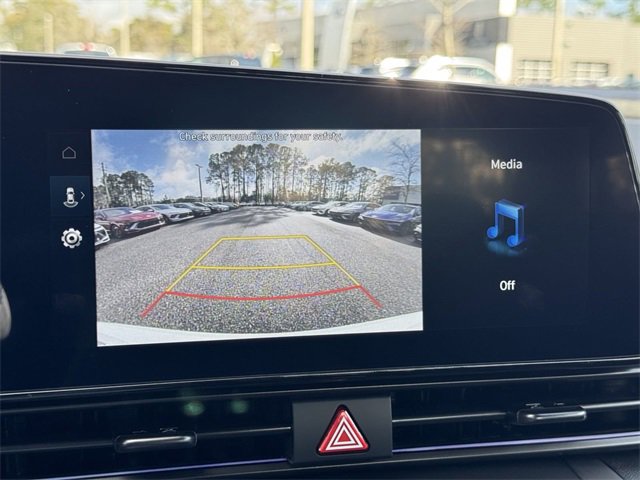 New 2025 Hyundai Elantra SEL image 15