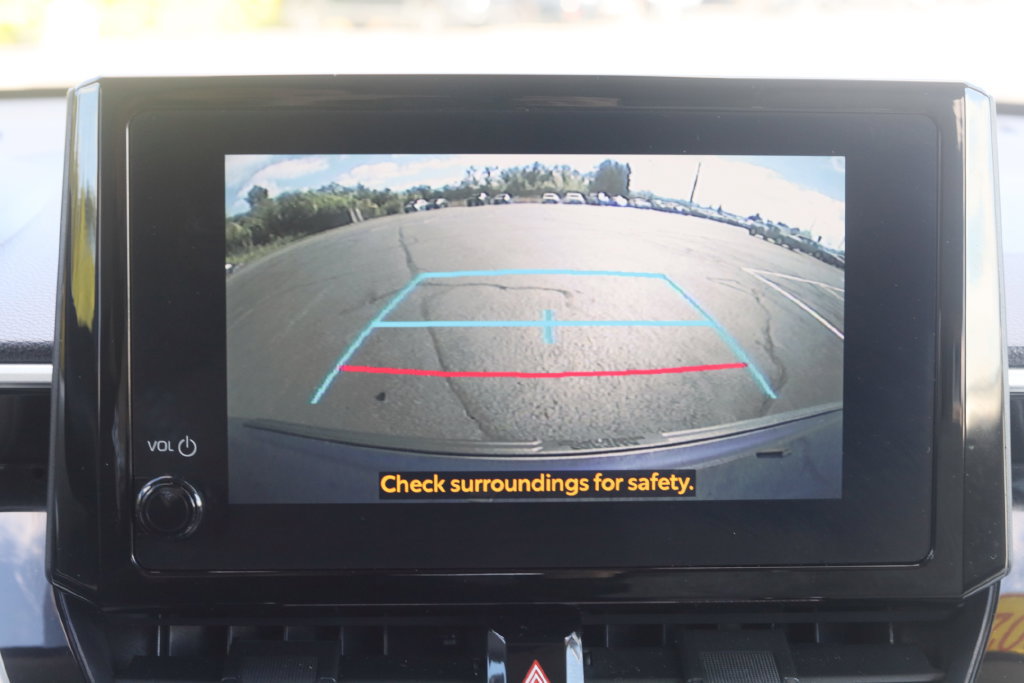 Used 2024 Toyota Corolla Cross LE AWD/4WD image 23