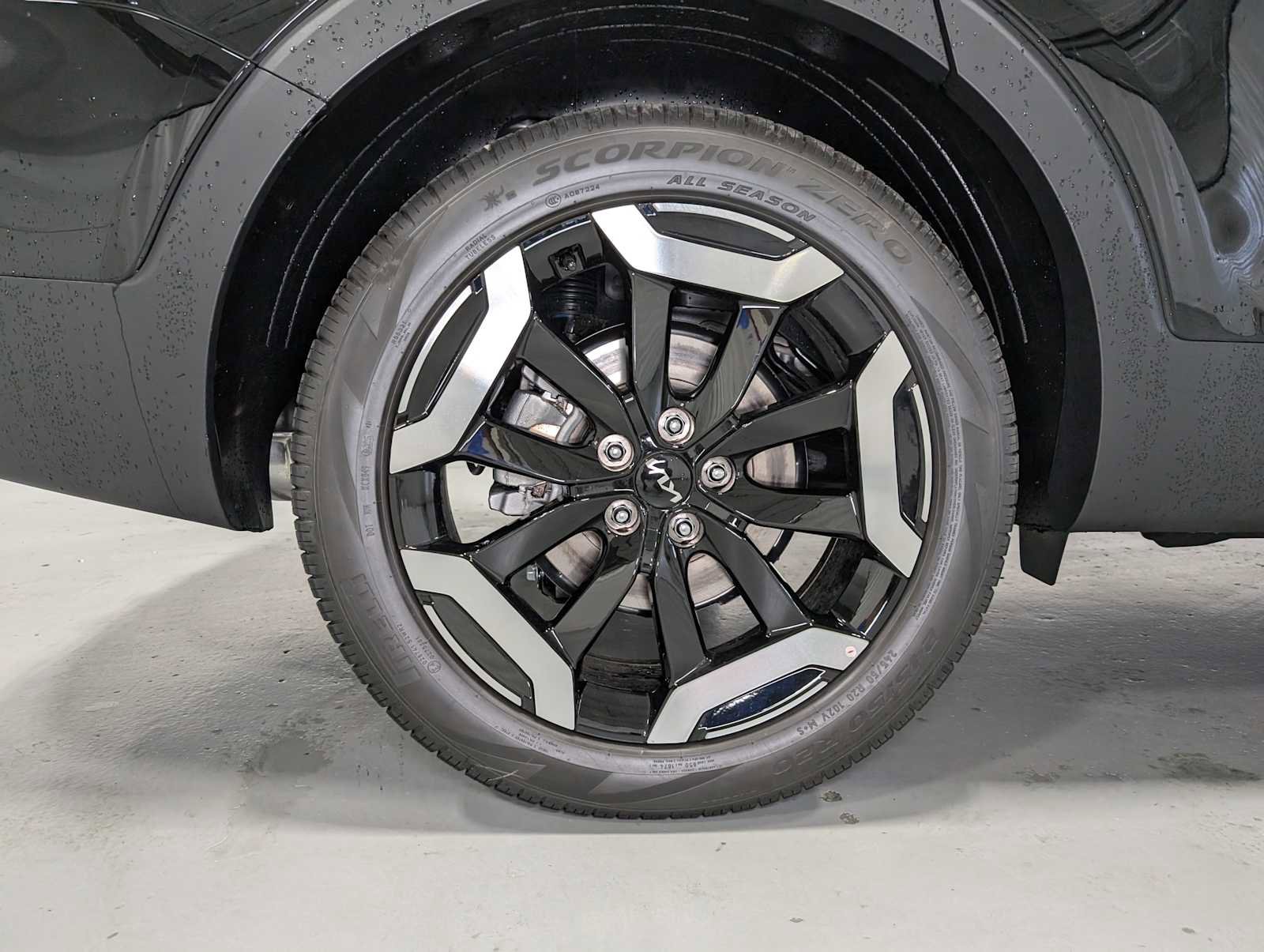 New 2025 Kia Telluride S image 3