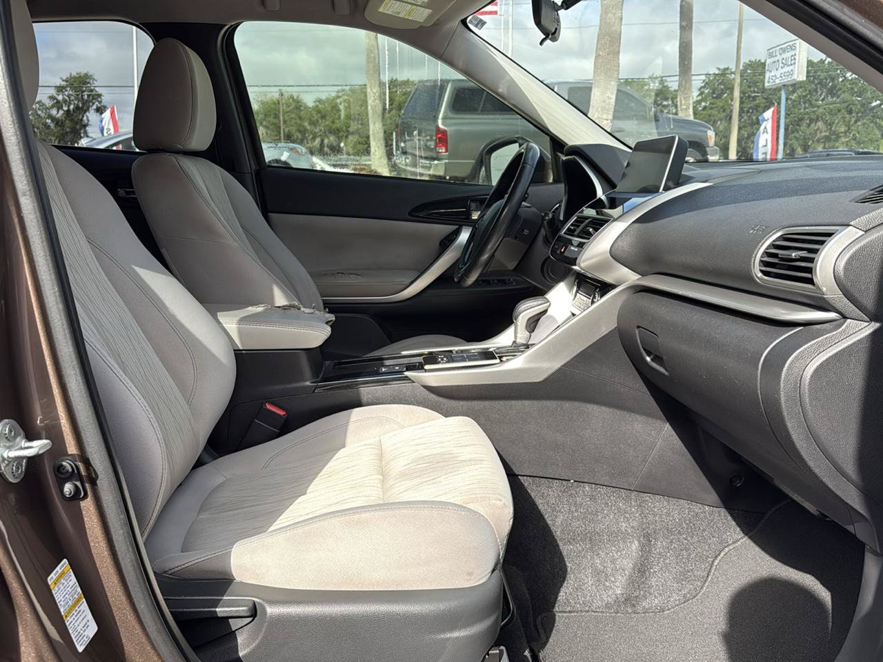 Used 2018 Mitsubishi Eclipse Cross SE AWD/4WD image 9