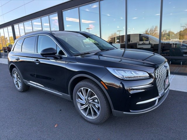 New 2025 Lincoln Corsair AWD w/ Equipment Group 101A
