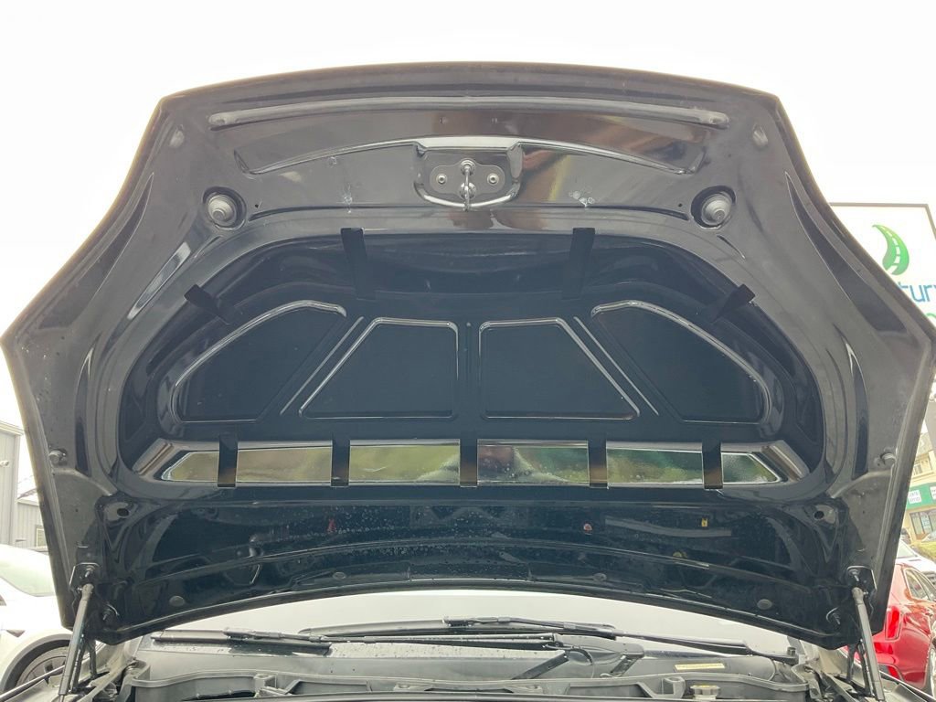 Used 2019 Tesla Model X Long Range AWD/4WD image 14