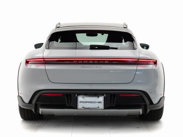 Used 2025 Porsche Taycan 4S AWD/4WD image 33