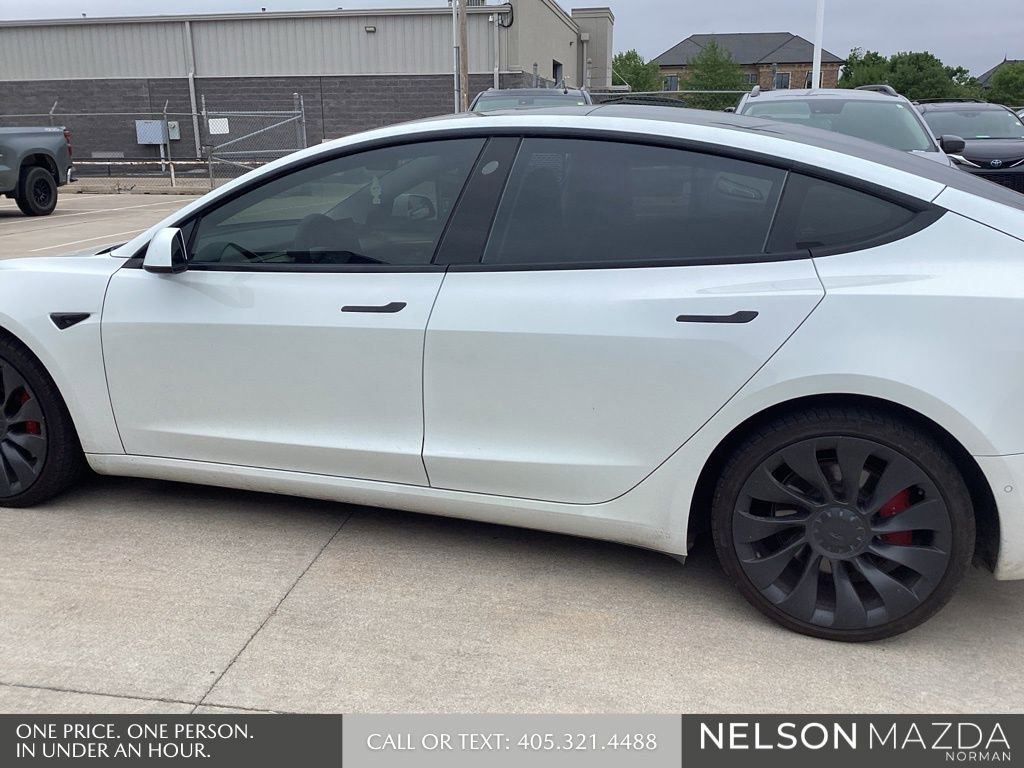 Used 2022 Tesla Model 3 Performance image 9