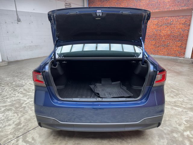 Used 2020 Subaru Legacy Limited image 26