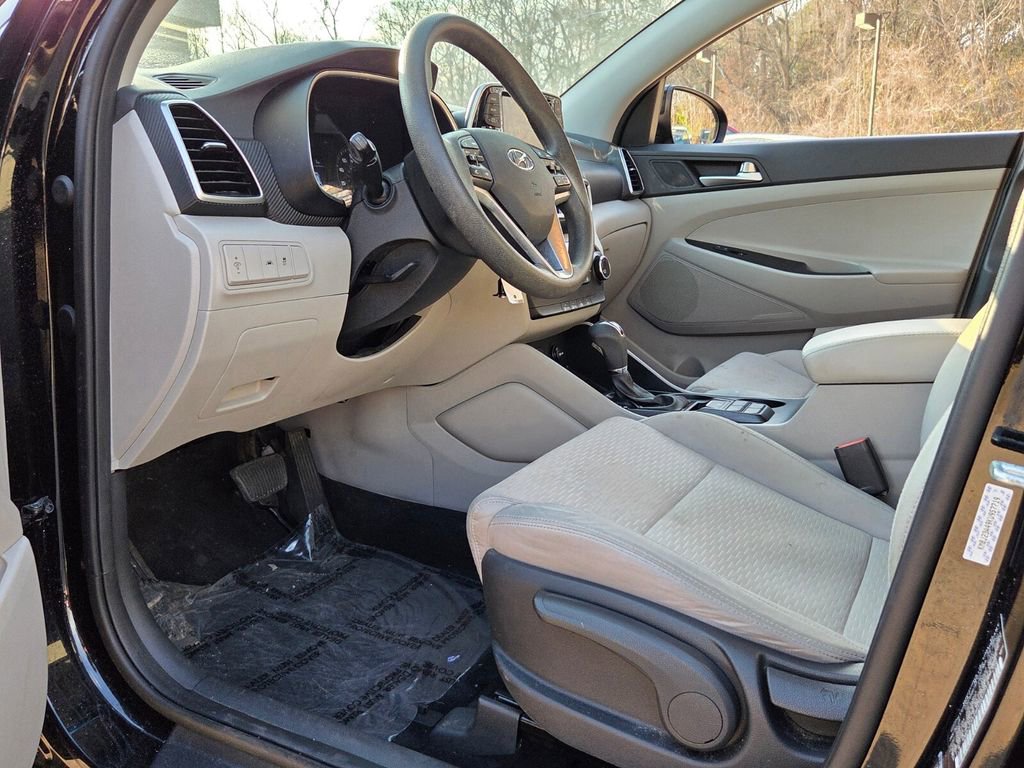 Used 2019 Hyundai Tucson SE image 11