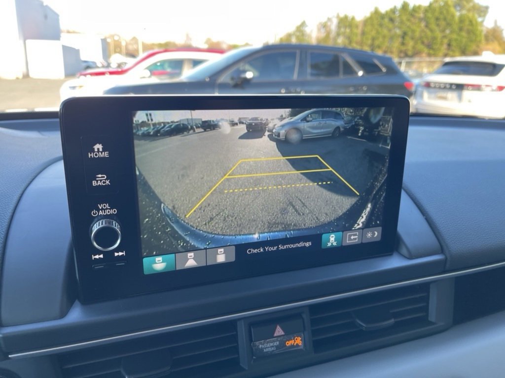 New 2025 Honda Pilot EX-L image 9