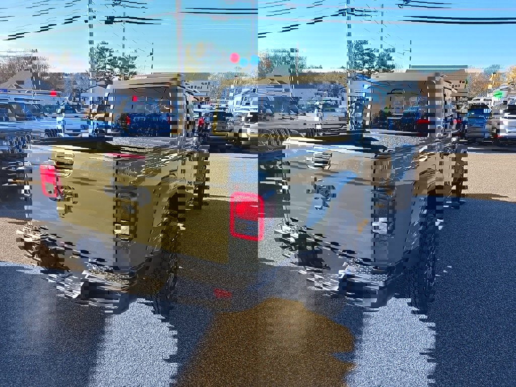 New 2026 Jeep Gladiator Sport image 7