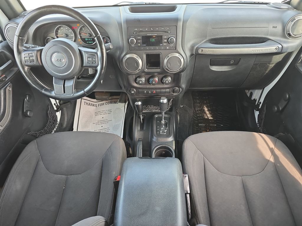 Used 2015 Jeep Wrangler Unlimited Sport AWD/4WD image 9