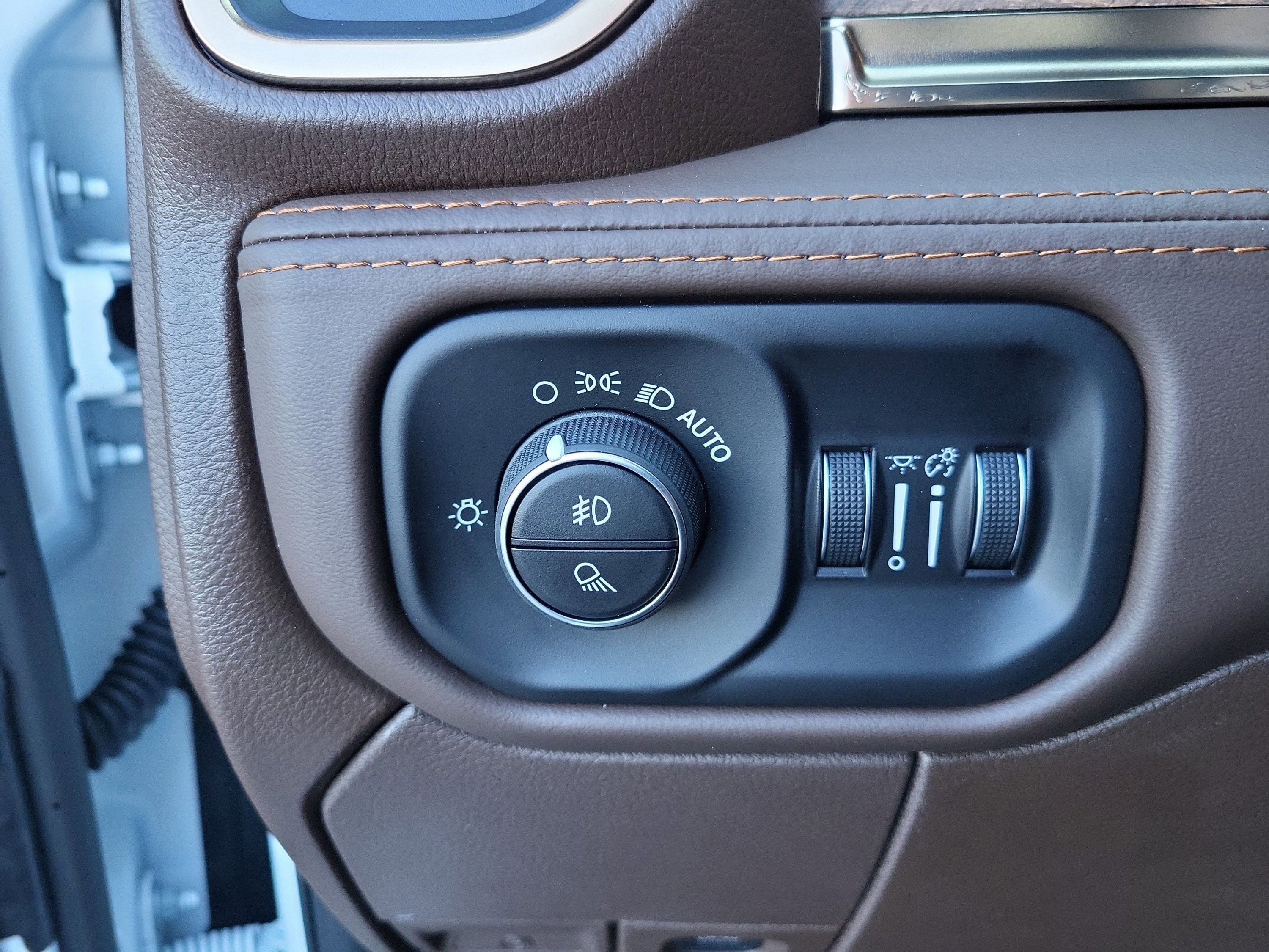 New 2026 RAM 2500 Limited image 24