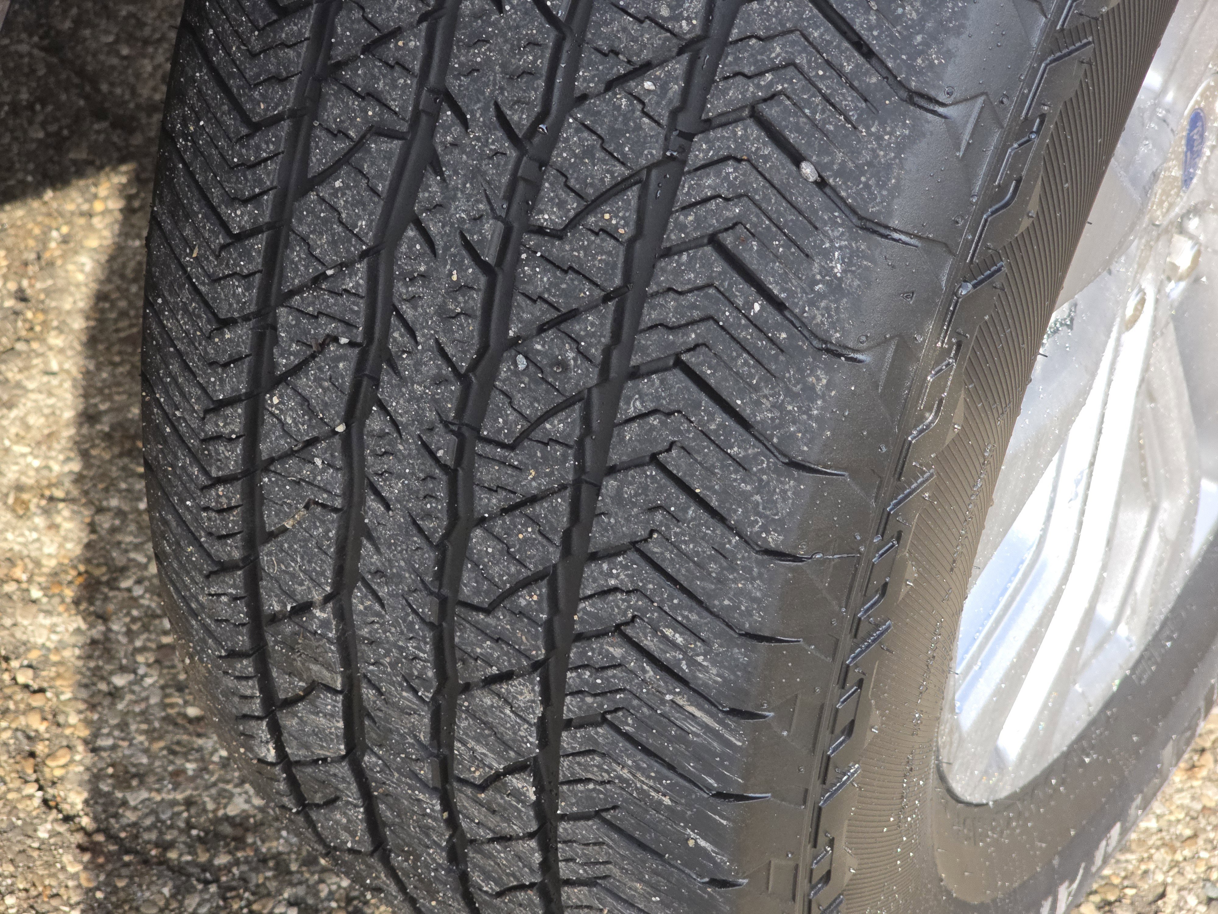 Used 2025 Ford F150 Lariat w/ Equipment Group 502A High image 13