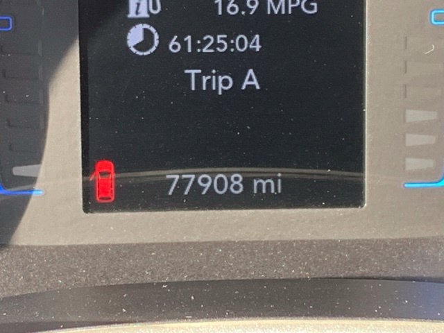 Used 2018 Chrysler Pacifica L FWD image 21