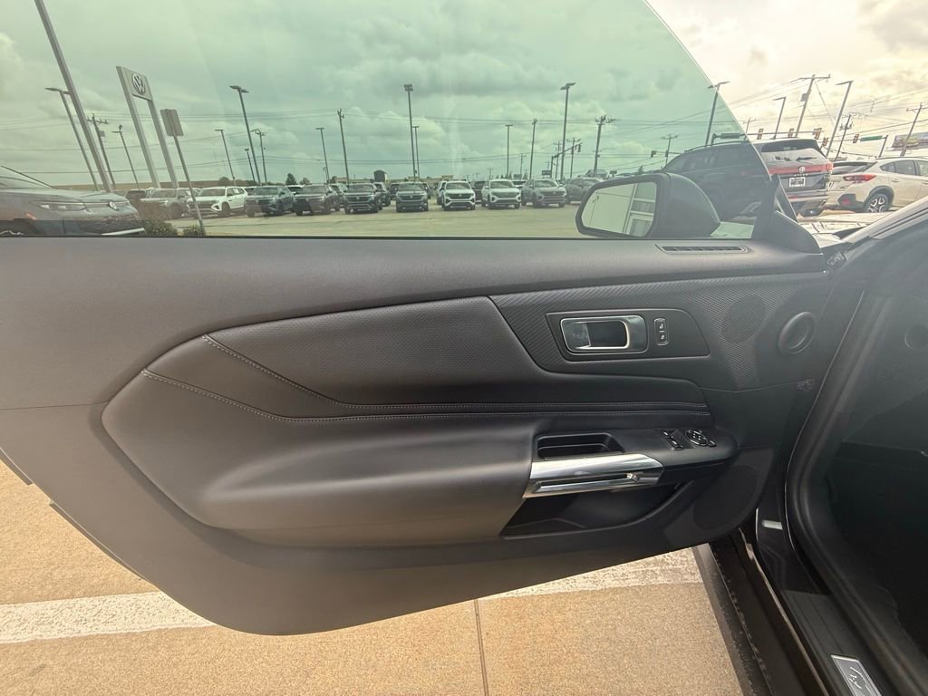 Used 2024 Ford Mustang GT Premium image 11