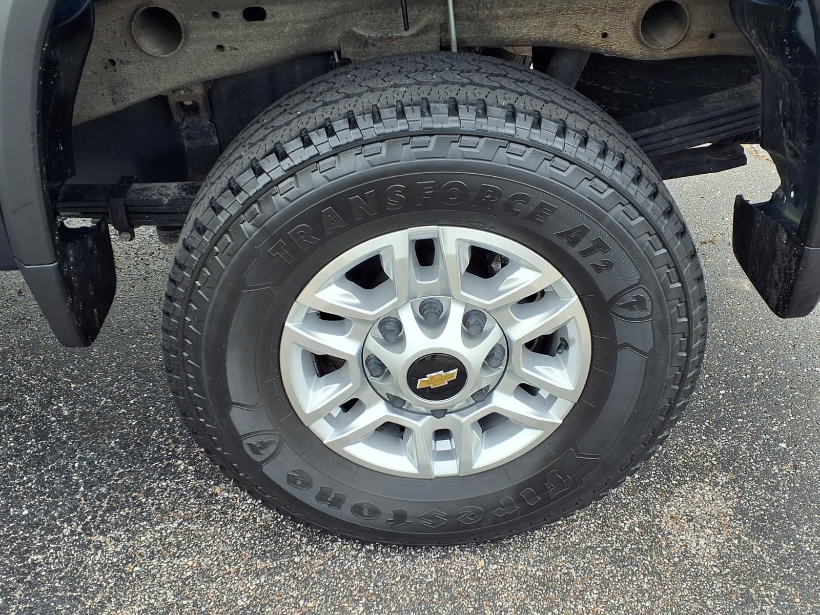 Used 2022 Chevrolet Silverado 2500 LT AWD/4WD image 25