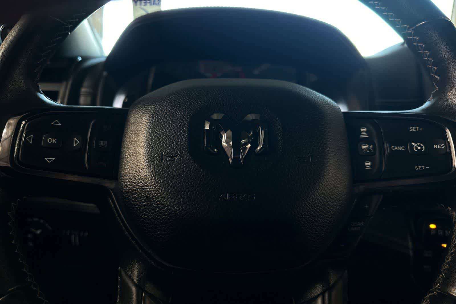 Used 2024 RAM 3500 Limited AWD/4WD image 29