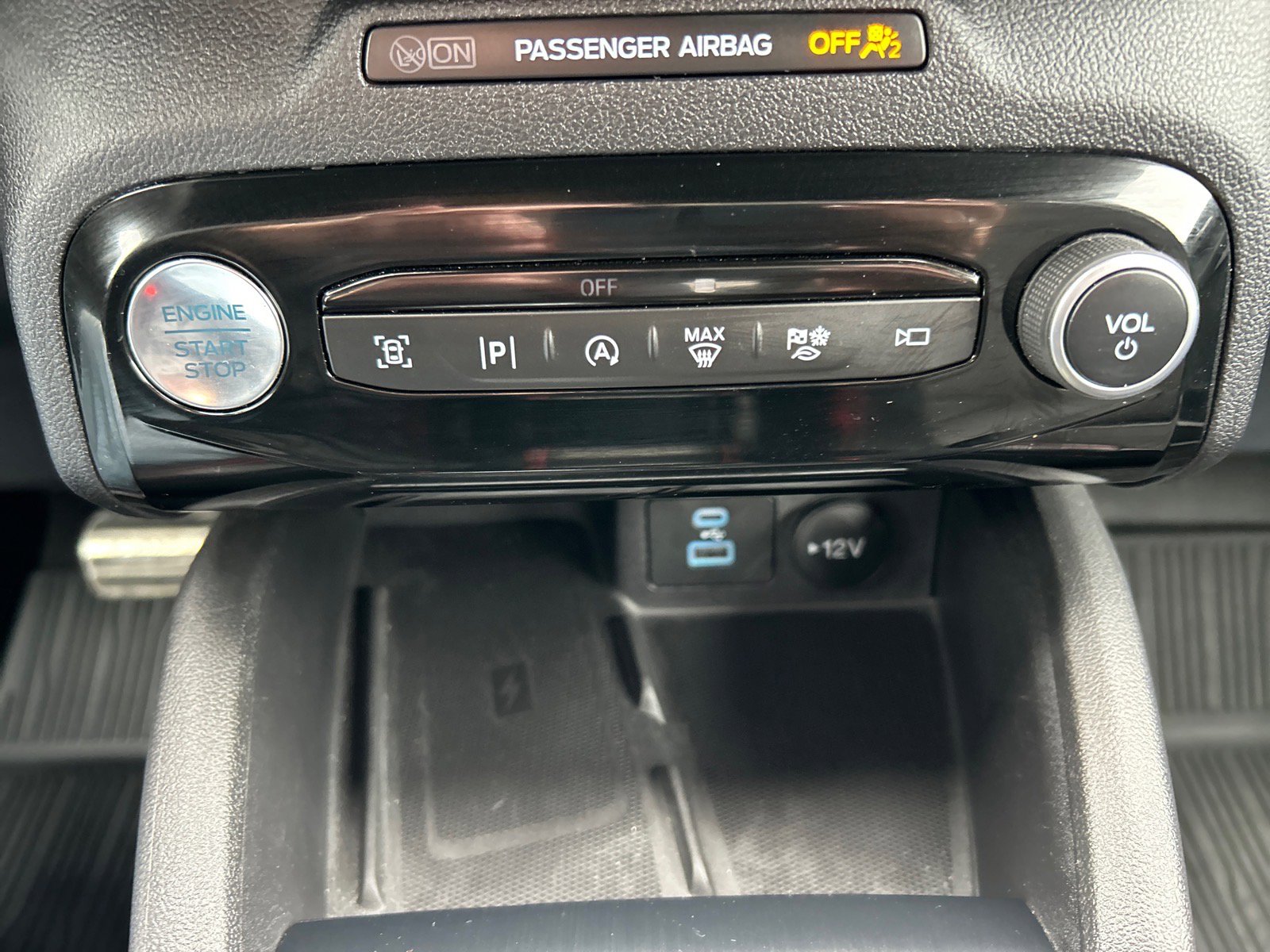 Certified 2023 Ford Escape ST-Line Elite AWD/4WD image 27