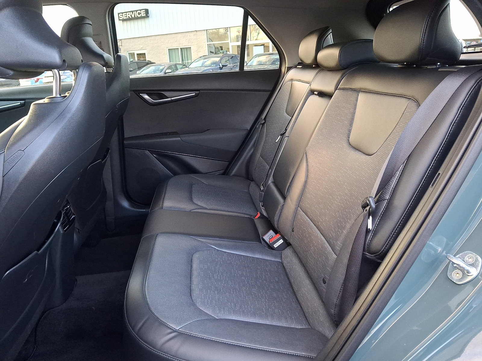 Certified 2023 Kia Niro SX Touring image 10