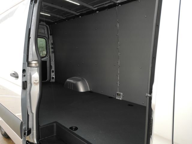 Used 2021 Mercedes-Benz Sprinter 3500 image 7