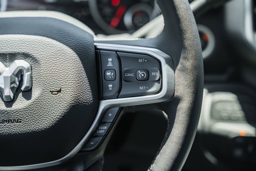 New 2026 RAM 2500 Big Horn AWD/4WD image 30