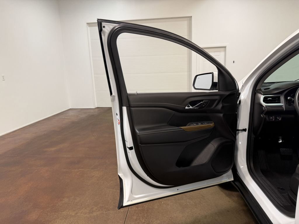 Used 2021 GMC Acadia SLE w/ Trailering Package image 55