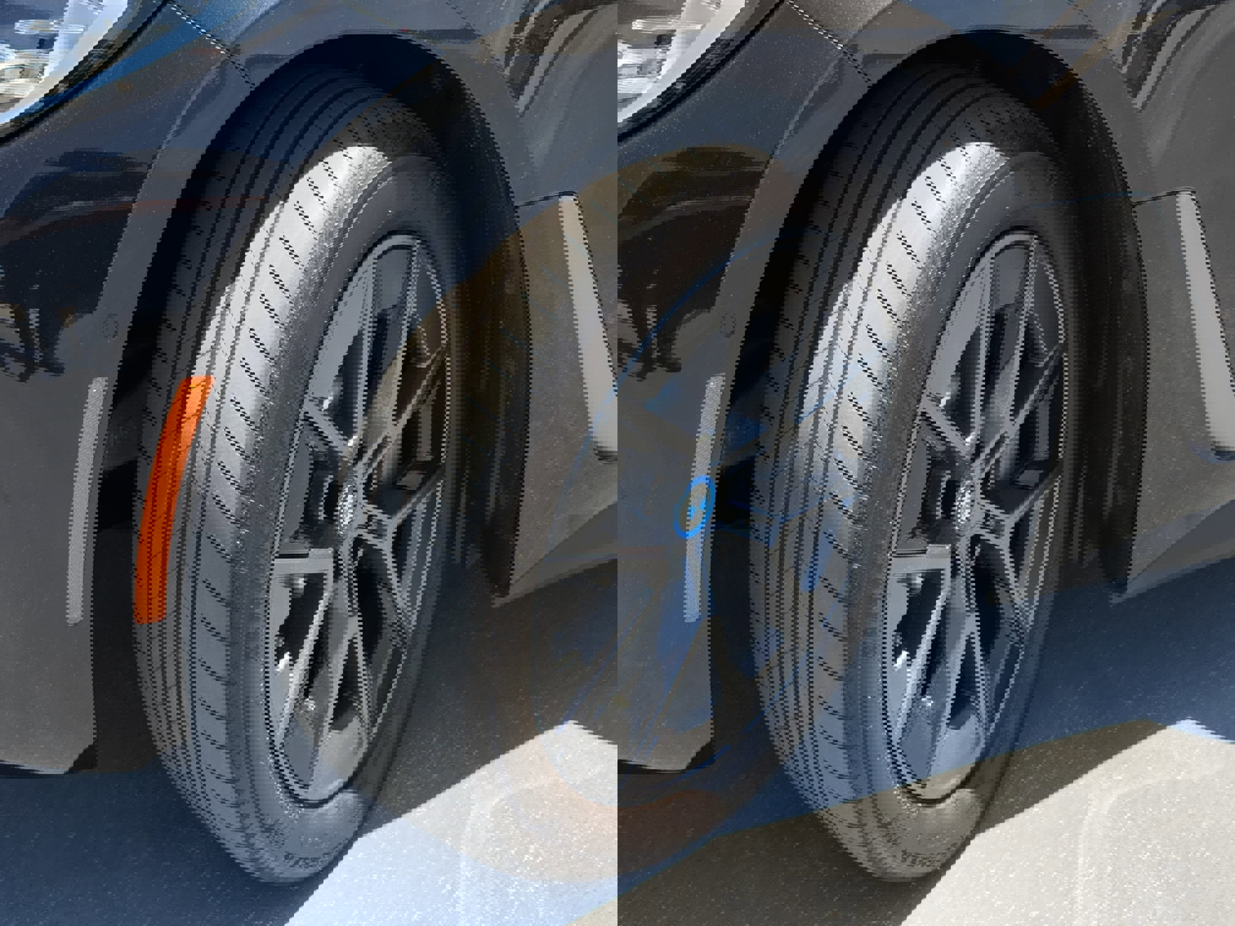 Certified 2024 BMW i4 eDrive35 w/ Premium Package image 33