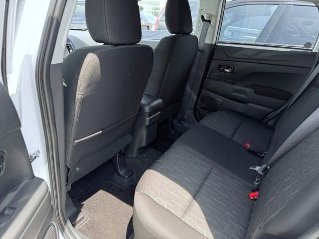 Used 2024 Mitsubishi Outlander Sport ES AWD/4WD image 18